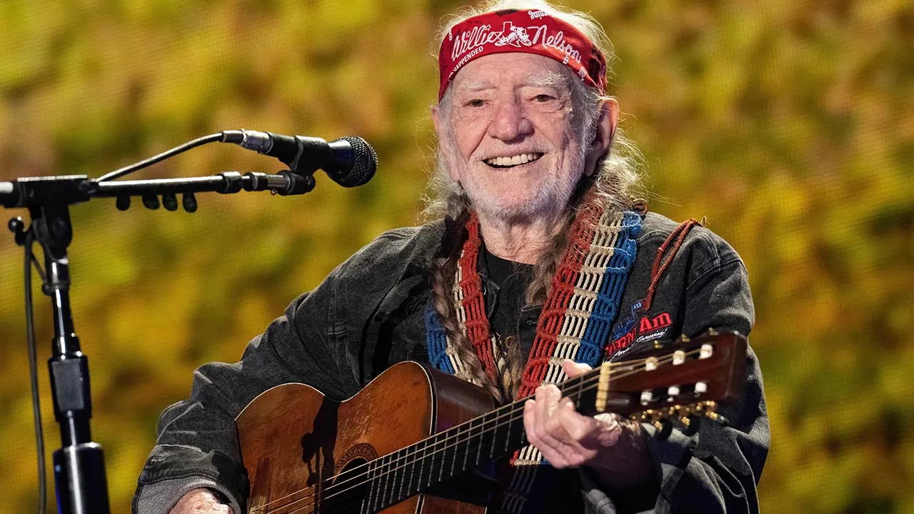 Willie Nelson to Miss Shows in NC